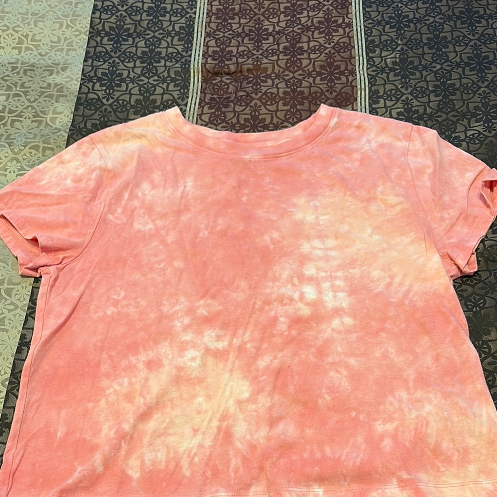 Wild Fable Orange Cream Short Sleeve Tee